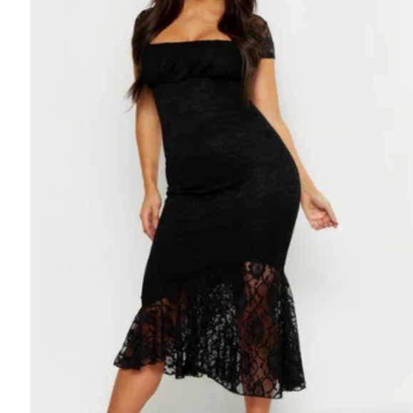 Boohoo Dresses & Skirts - Boohoo Cap Sleeve Lace Midi Dress